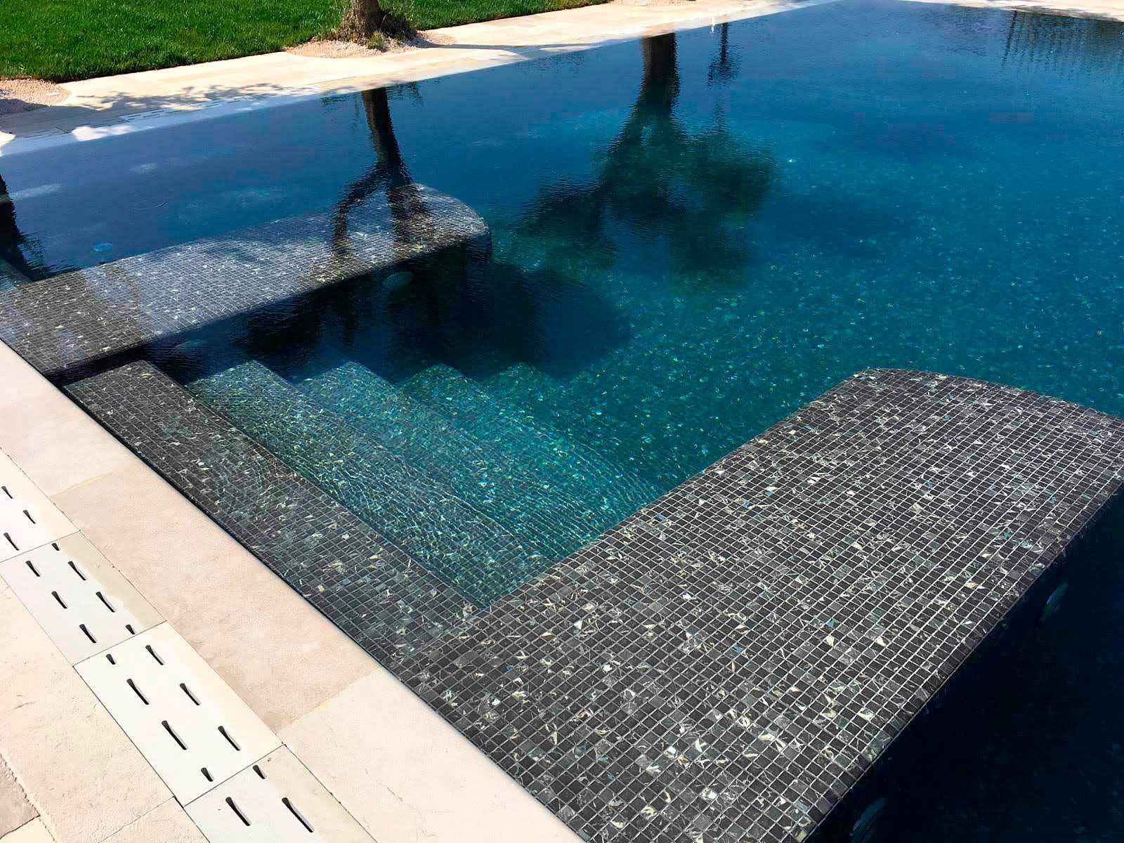 Mosaico ez. Black marble - med. 30,5x50,5 cm. (valor m² iva incl) - imagen 2